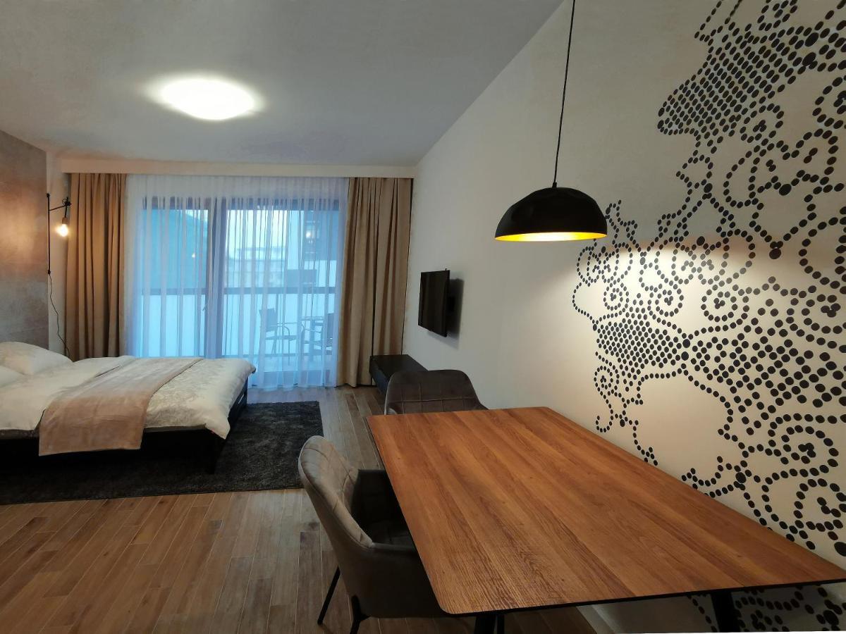 Come&Stay Apartments Wola 바르샤바 외부 사진