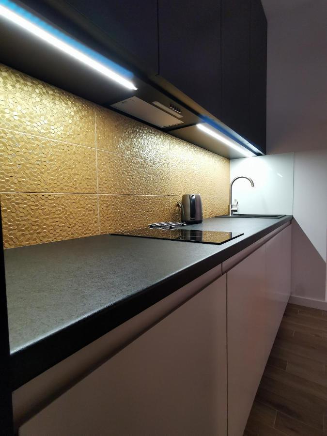 Come&Stay Apartments Wola 바르샤바 외부 사진